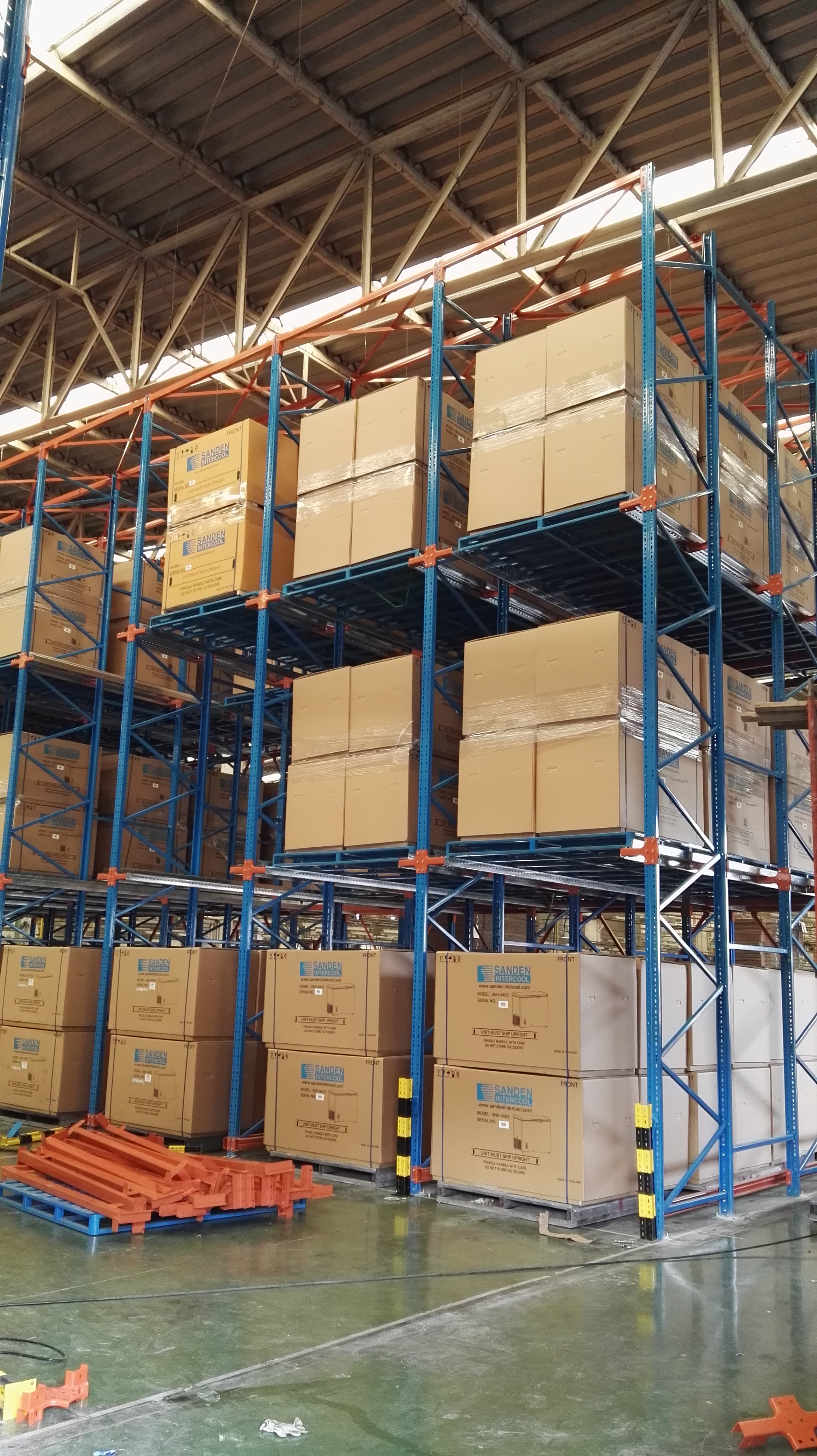 2015 YEAR THAILAND DRIVE IN RACKING PROJECT CASE 2