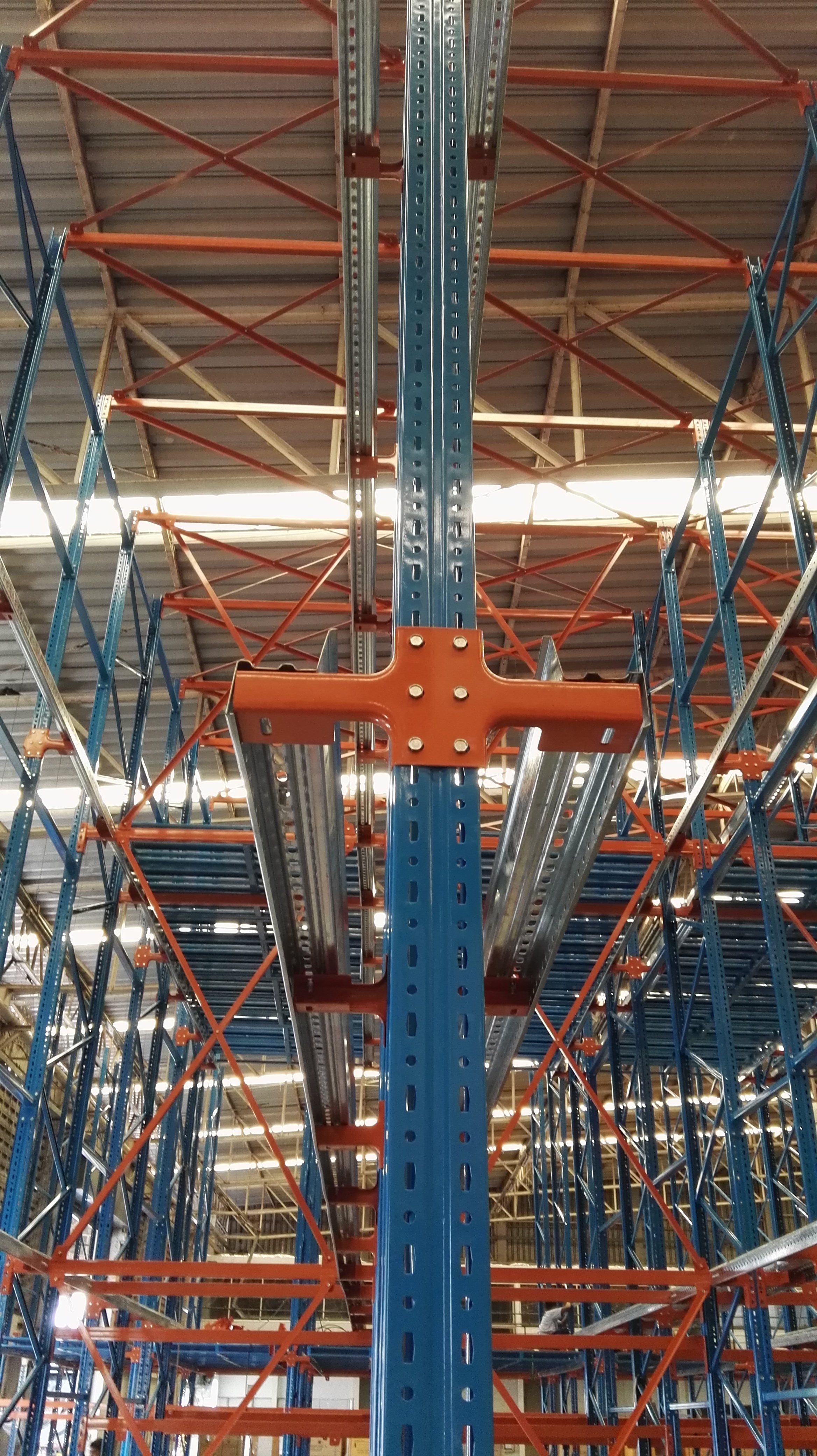 2015 YEAR THAILAND DRIVE IN RACKING PROJECT CASE 3