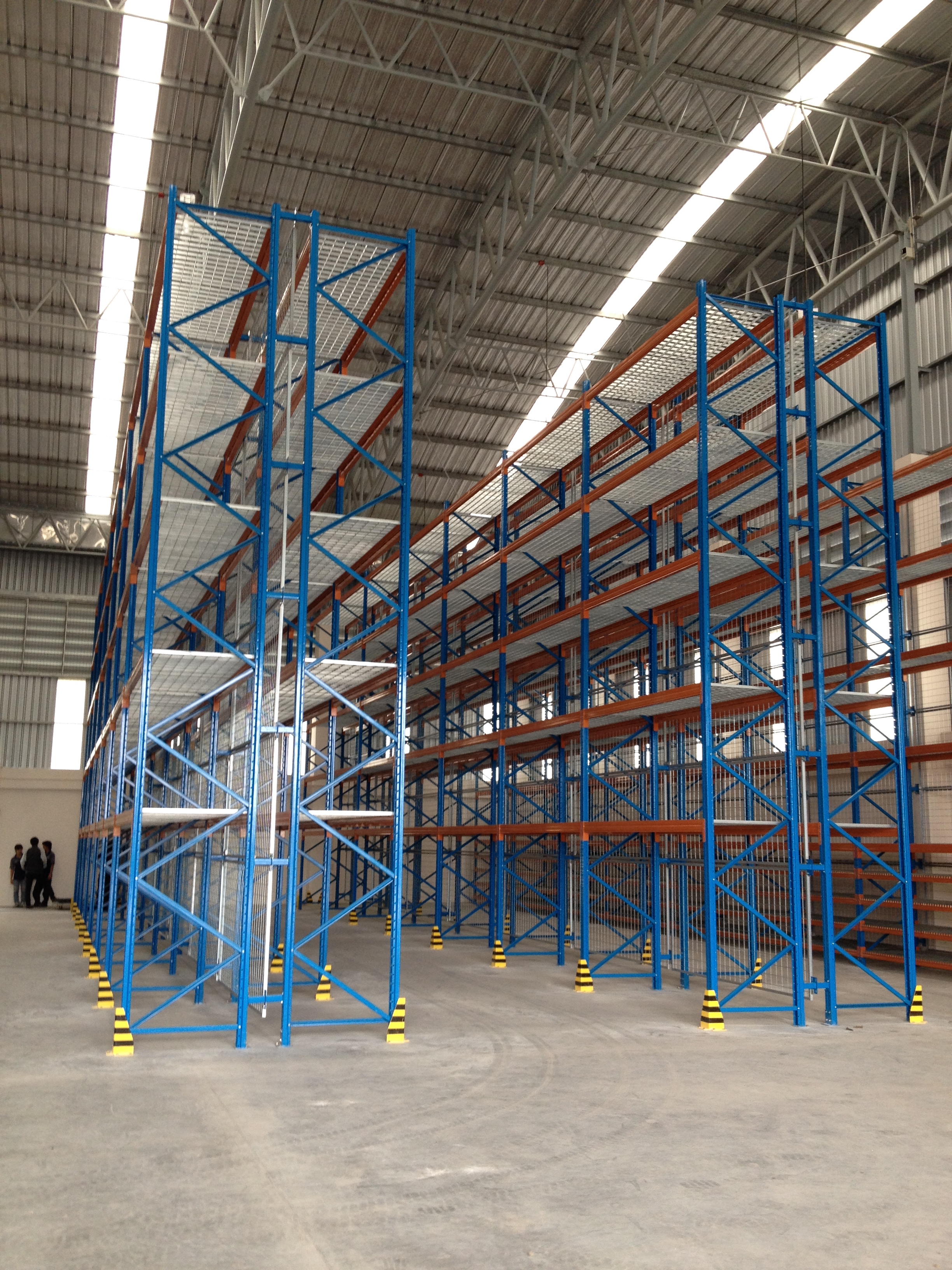 2014 THAILAND PALLET RACKING PROJECT CASE 1
